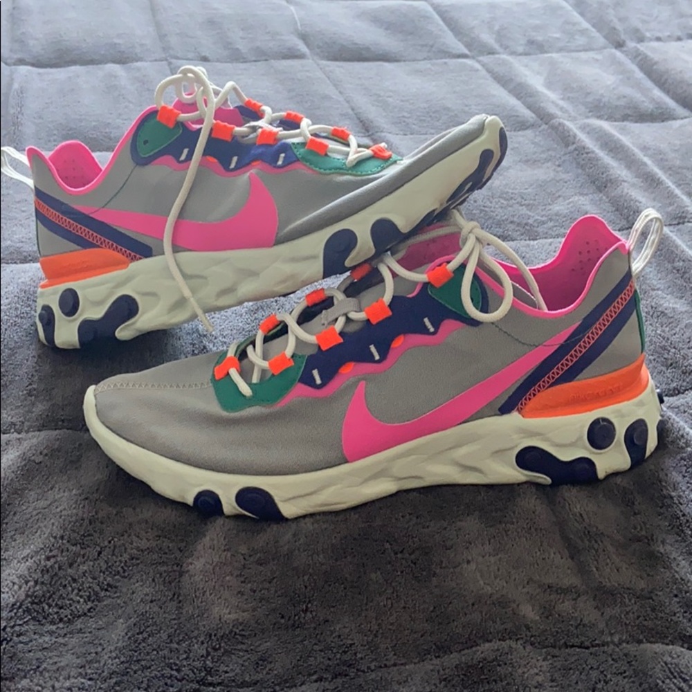 Nike React